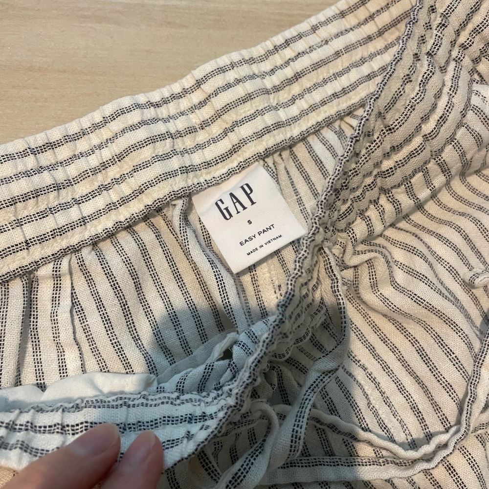 Gap linen “easy pant”